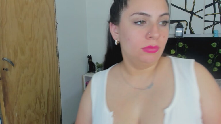 Julianalovesx's Streamate show and profile