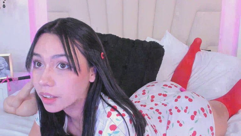 EmilyBlack69's Streamate show and profile