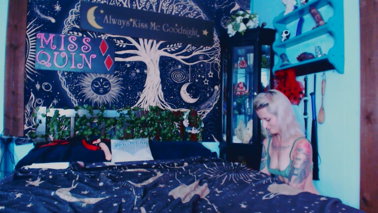 MissQuinCam's Streamate show and profile