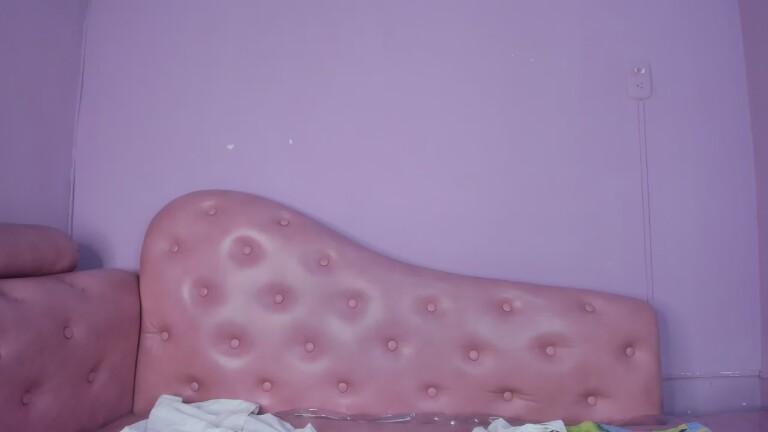 Samantha_Cullen's Streamate show and profile