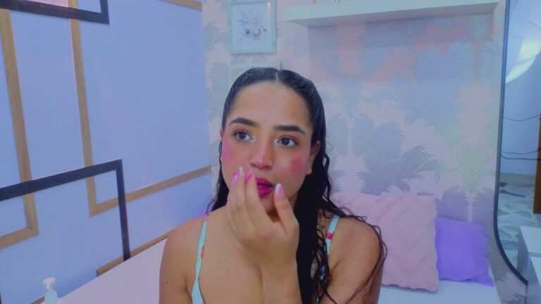 Emmaa_Thompsoon's Streamate show and profile