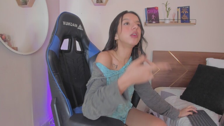 imlucyferreira's Streamate show and profile