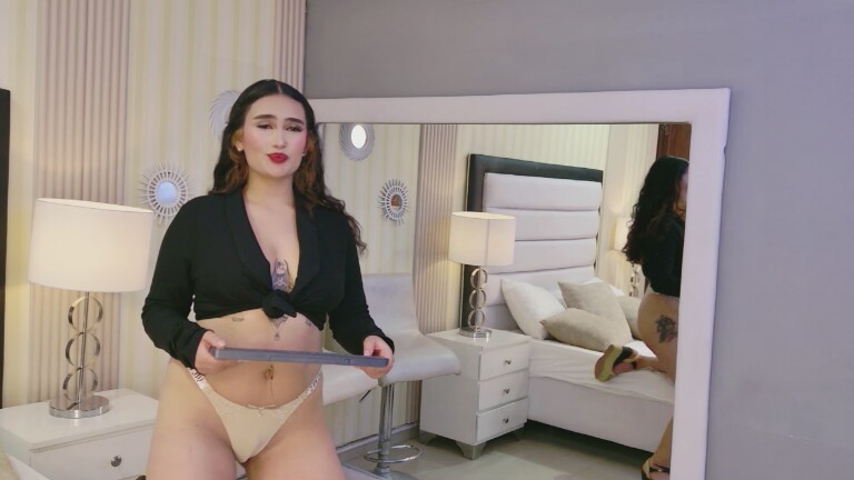 LexiSmile's Streamate show and profile