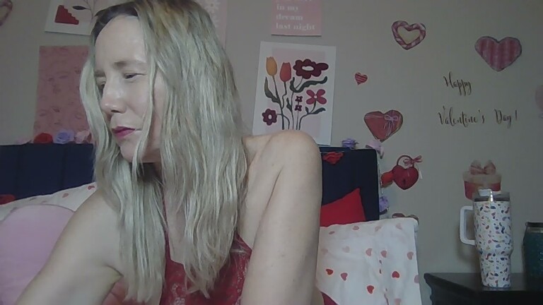 Lillyjames4u2's Streamate show and profile