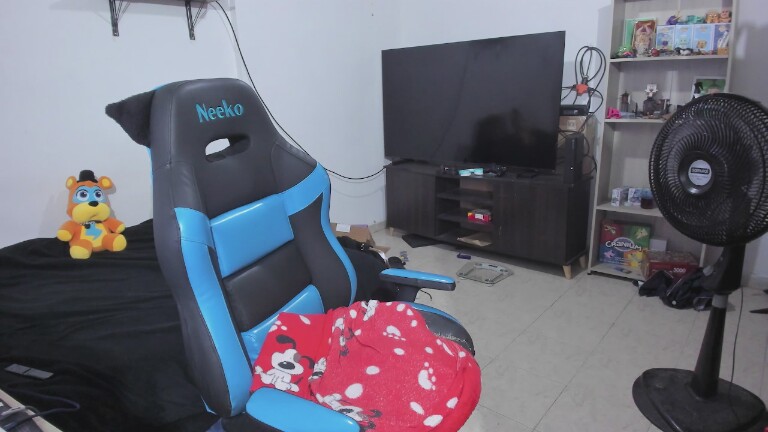 Red_Pandemonium's Streamate show and profile