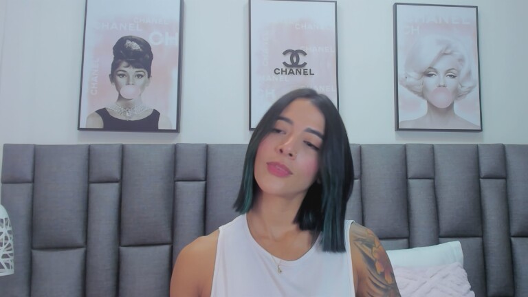 AmberrGreey's Streamate show and profile