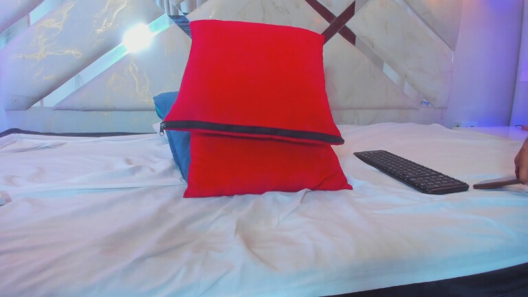 Wildkiitty's Streamate show and profile