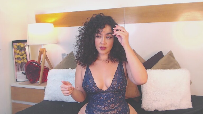 SeleneRisso's Streamate show and profile