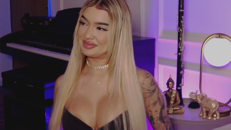 Melissakovalenko's Streamate show and profile