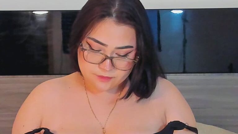 LinaWester's Streamate show and profile