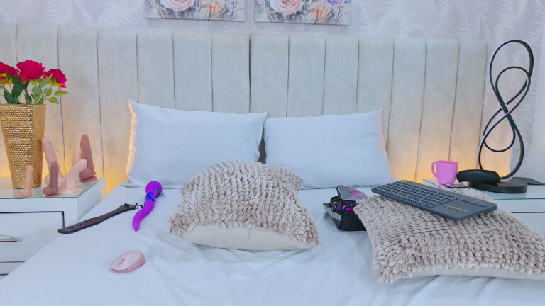 BrisaVegaGB's Streamate show and profile