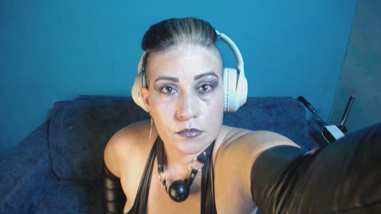 Gaby_Cutee's Streamate show and profile