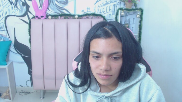 coradesirers707's Streamate show and profile