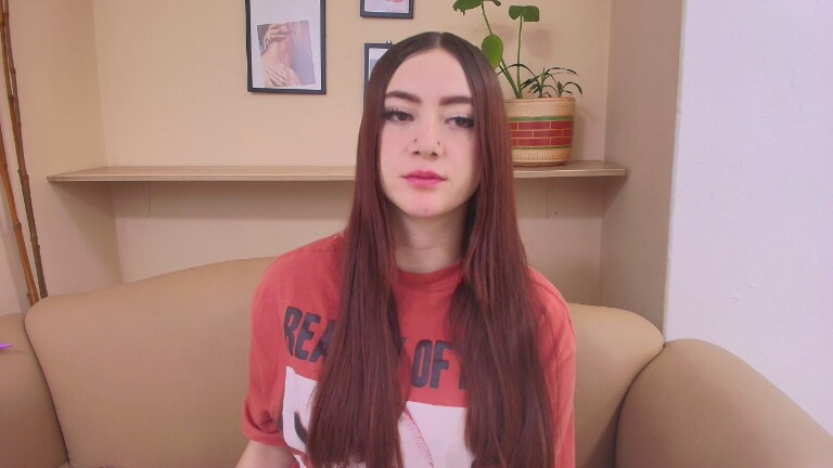 VioletKors's Streamate show and profile