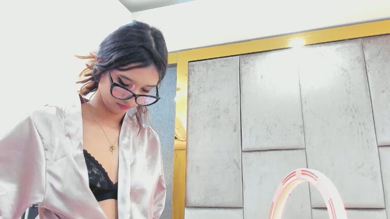 CrystalLoren's Streamate show and profile