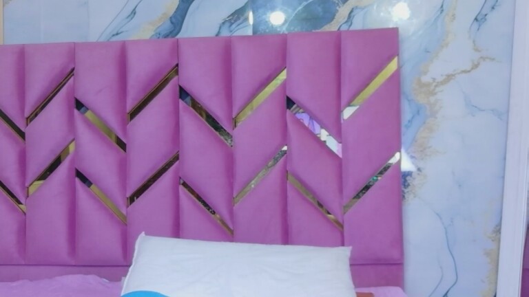 curvybuffgirllll's Streamate show and profile