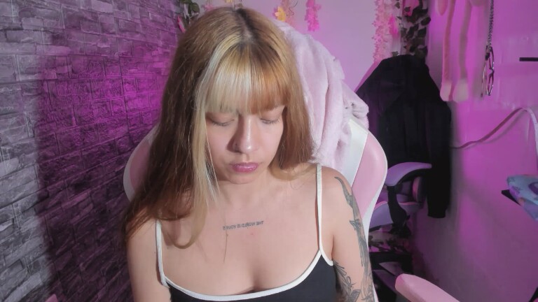 Pamela_Jhonsons's Streamate show and profile