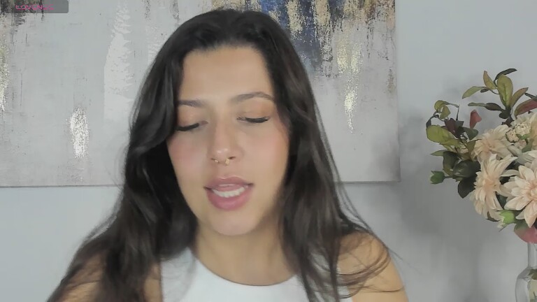 novaavelvet's Streamate show and profile