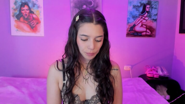 Alana_Paige's Streamate show and profile