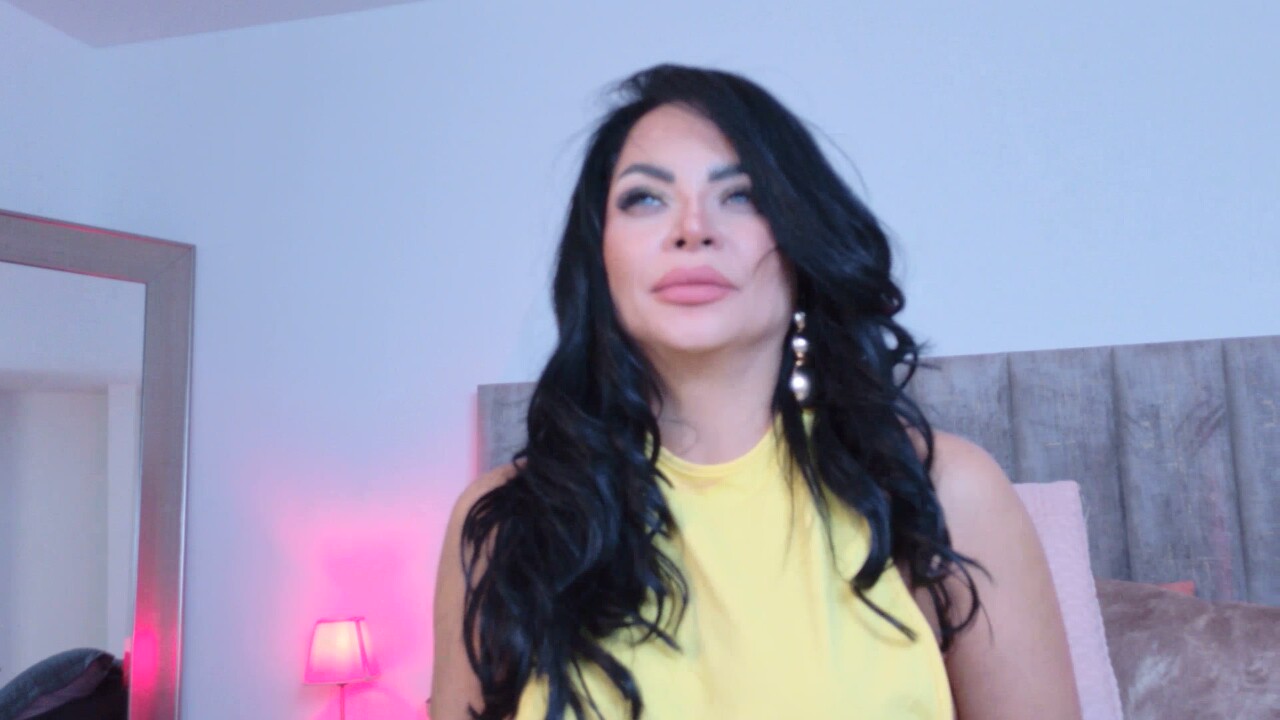 Gema_Hills