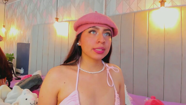 ZoeBell's Streamate show and profile