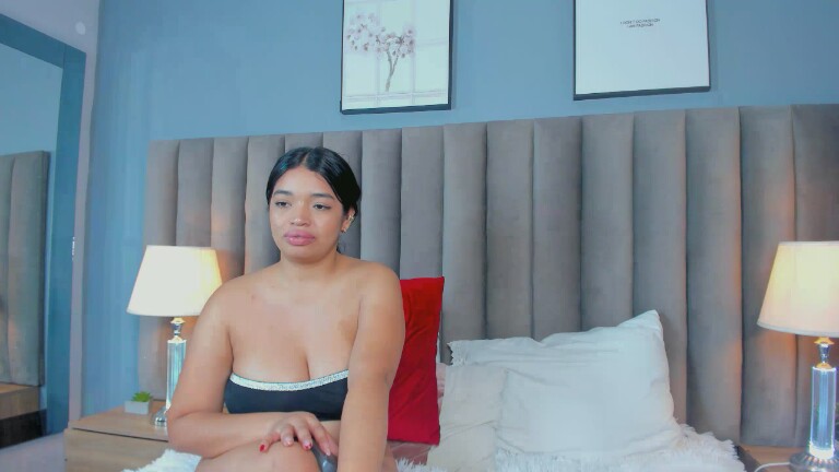 LilyyFox's Streamate show and profile