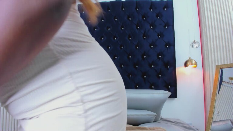 JadeHillss's Streamate show and profile