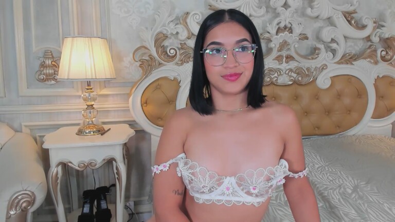 ViolettaG's Streamate show and profile