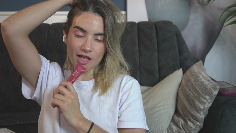 IsaBonet's Streamate show and profile