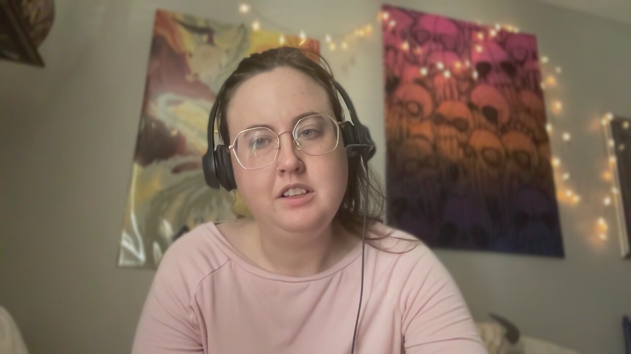 happylilcamgirl