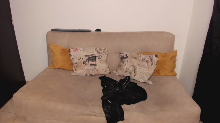 AliceeSecret's Streamate show and profile