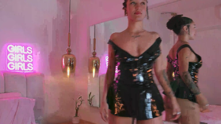 AgathaAluna's Streamate show and profile